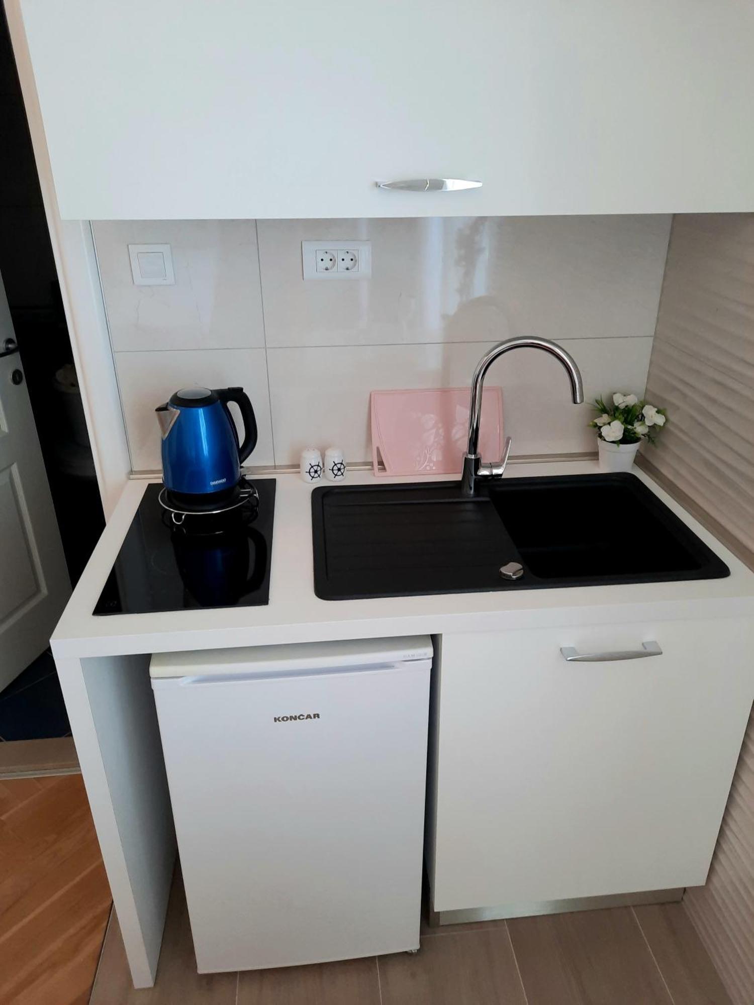 Studio Apartments Regina Bol Ruang foto